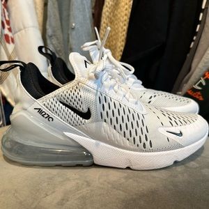 Nike Air Max 270